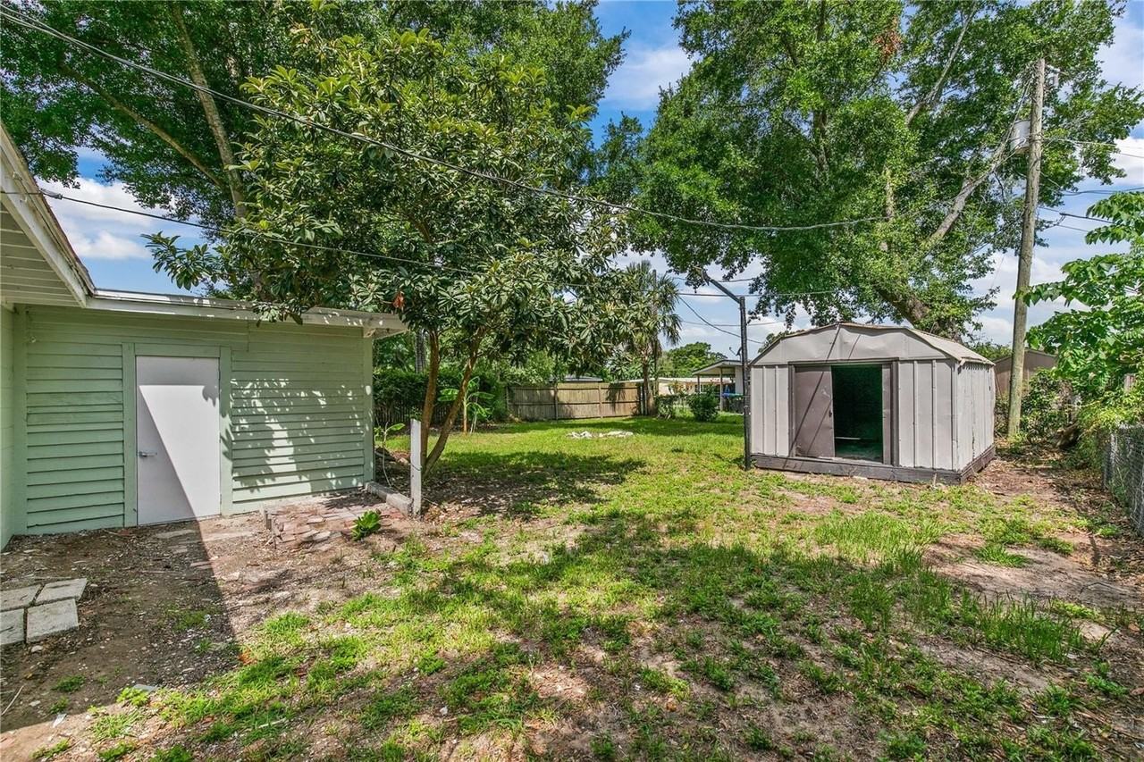 1435 Eden Dr - Photo 4 of 23