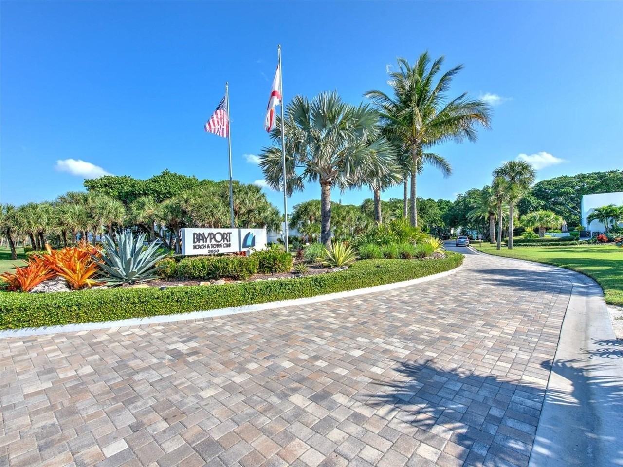 805 Bayport Way #805