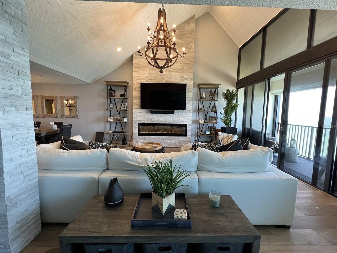 7100 Sunset Way #PH5 - Photo 4 of 32