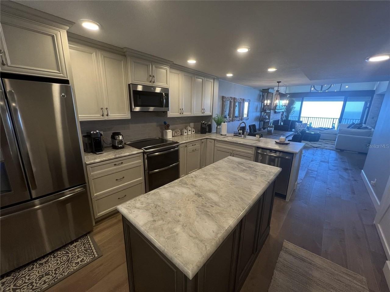 7100 Sunset Way #PH5 - Photo 5 of 32