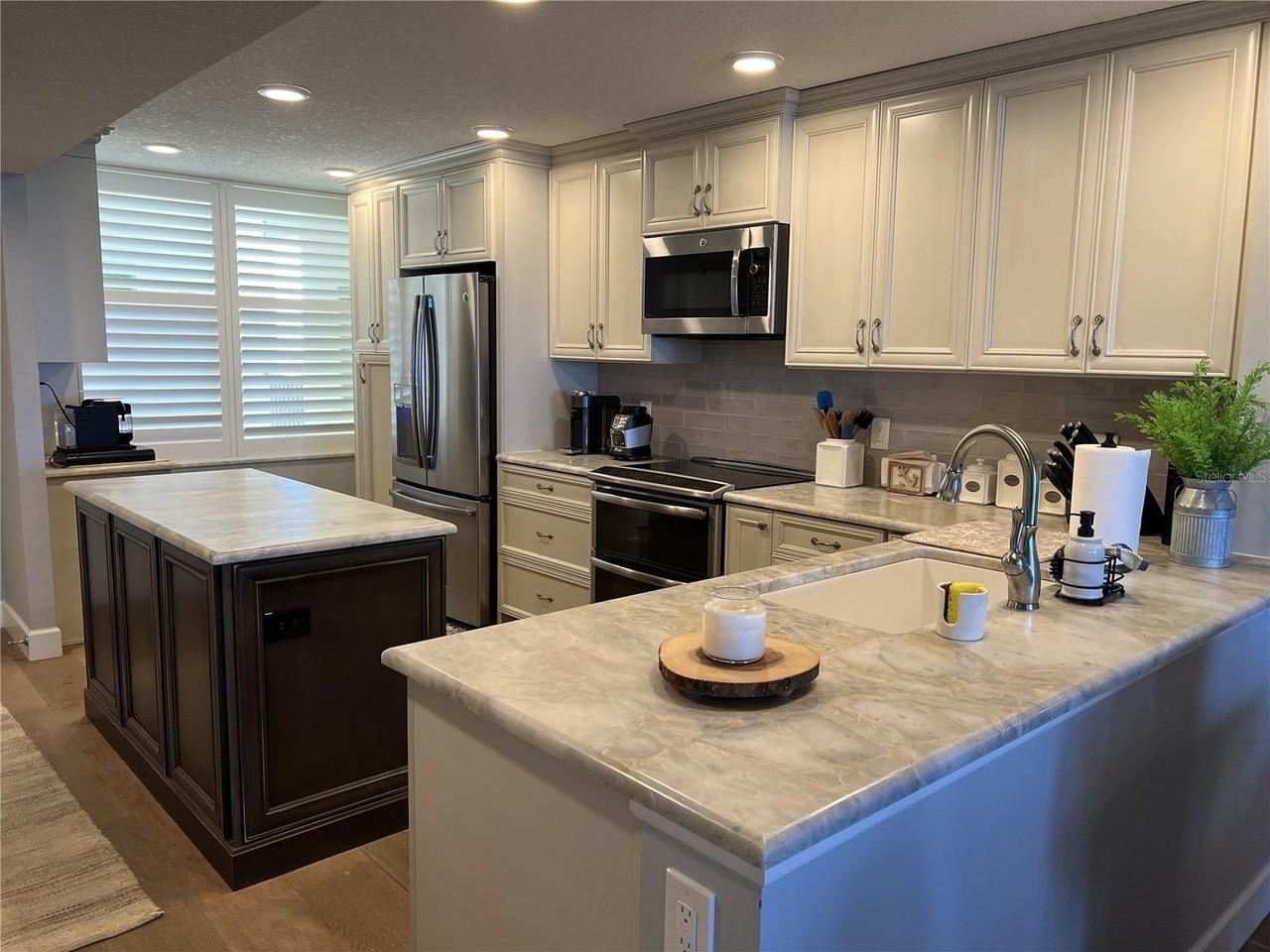 7100 Sunset Way #PH5 - Photo 6 of 32