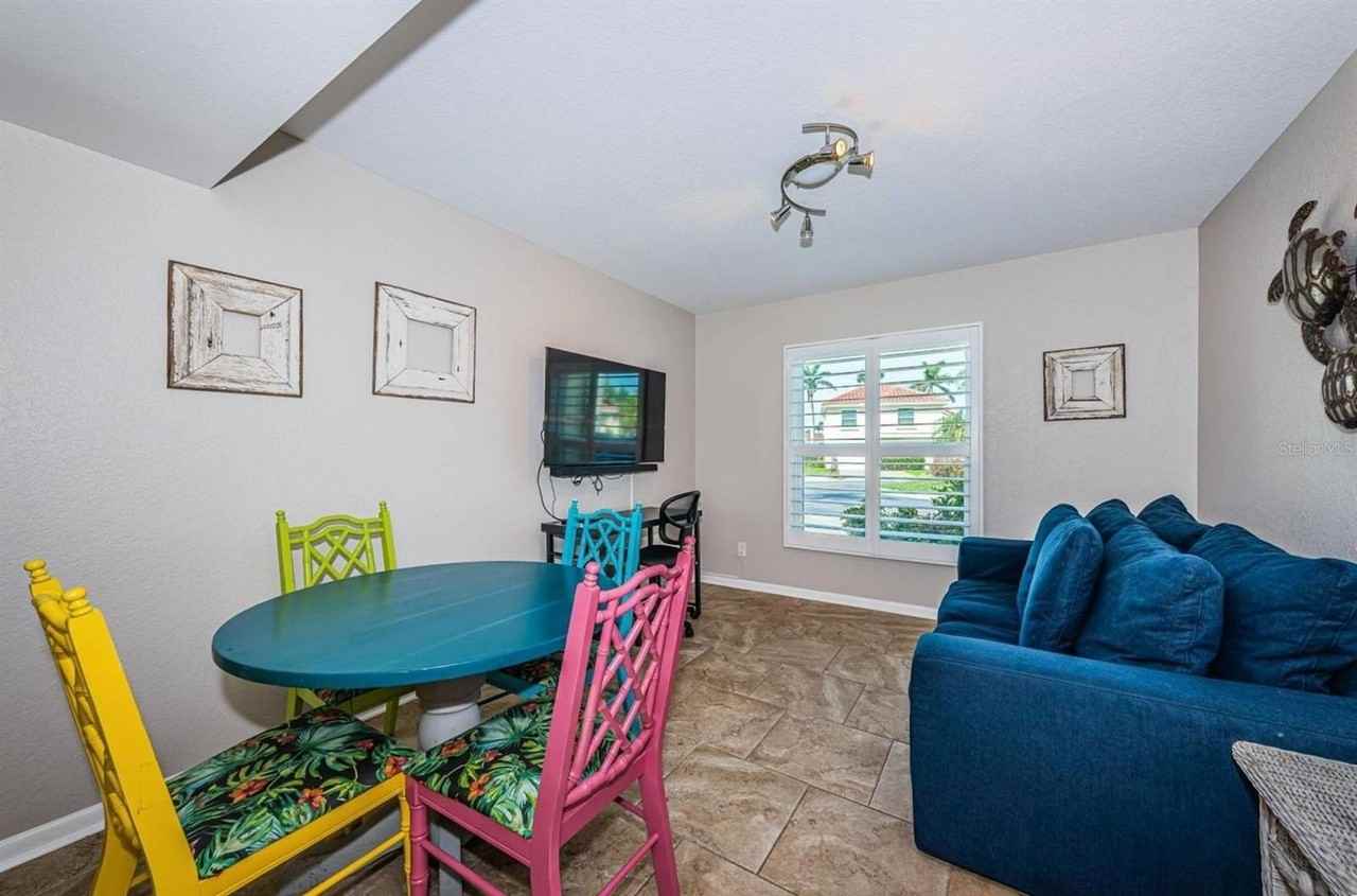 6107 Mirada Cir - Photo 4 of 17