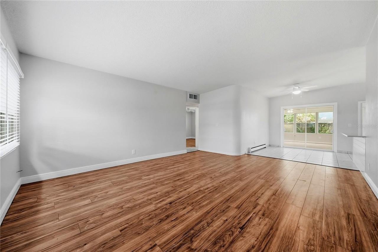 14190 Page Ave - Photo 5 of 27