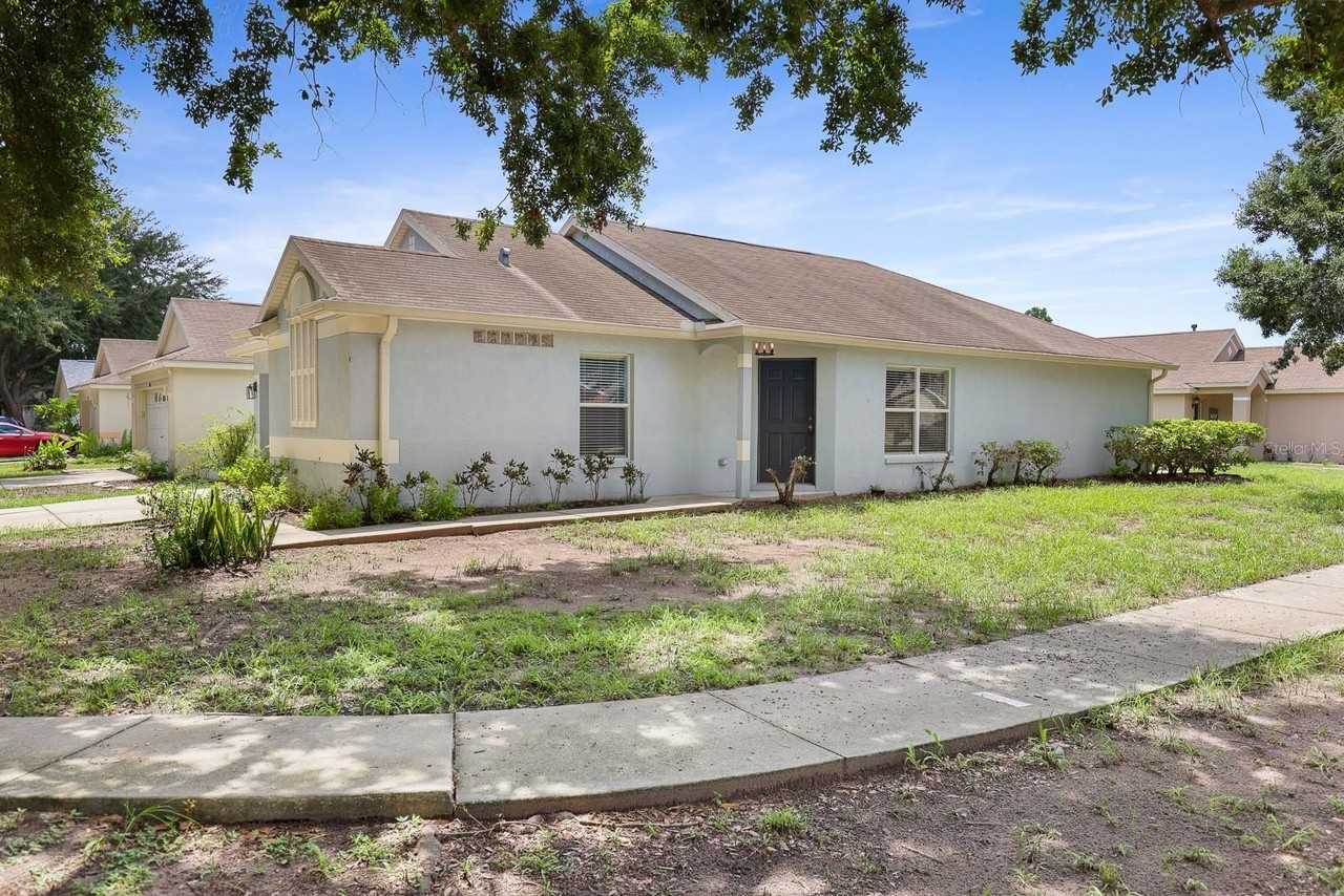7408 Oxford Garden Cir - Photo 2 of 30