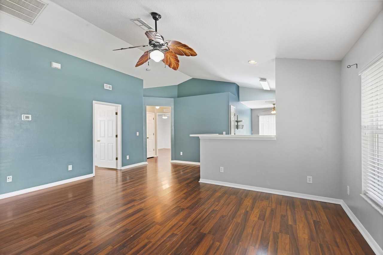 7408 Oxford Garden Cir - Photo 3 of 30