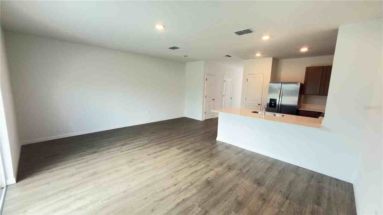 31211 Midnight Sun Way - Photo 7 of 23