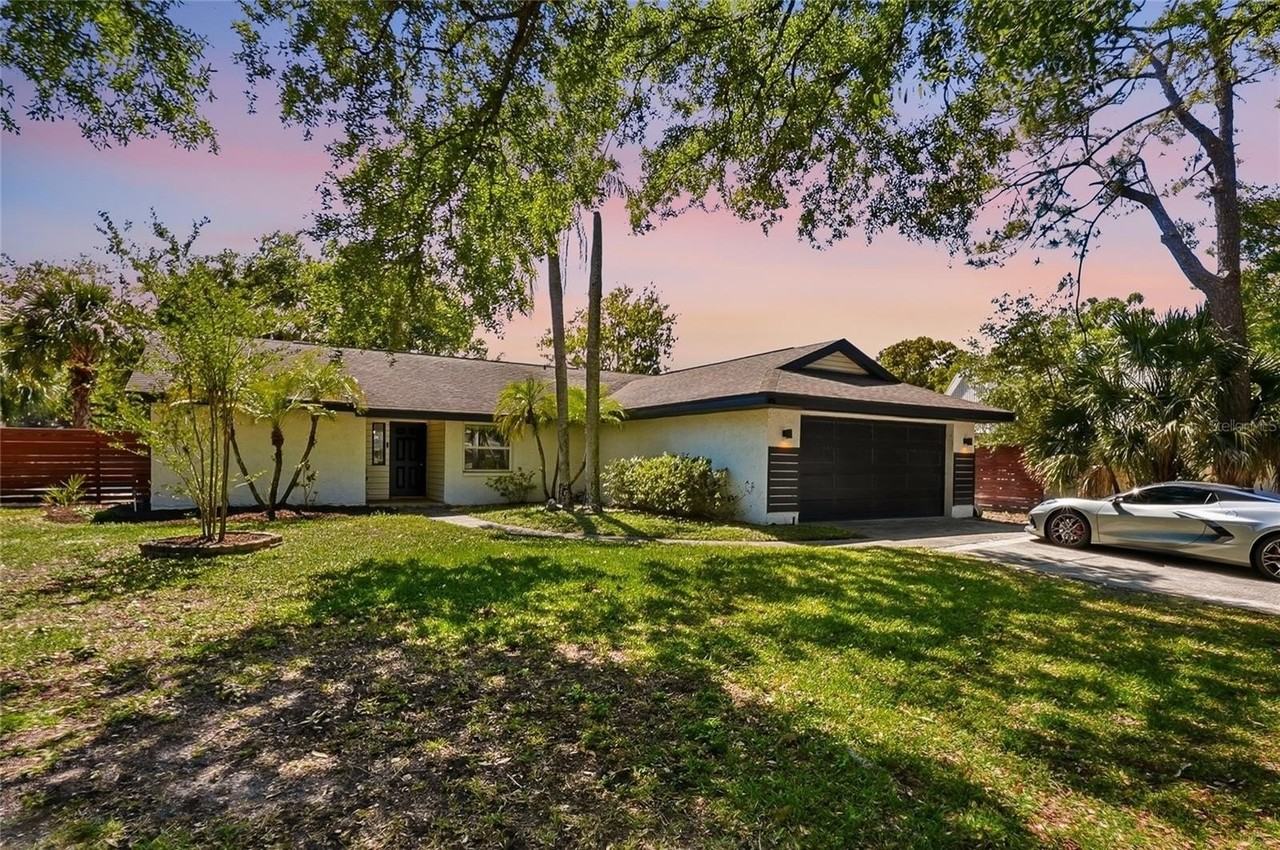 4606 Buckeye Rd - Photo 2 of 35