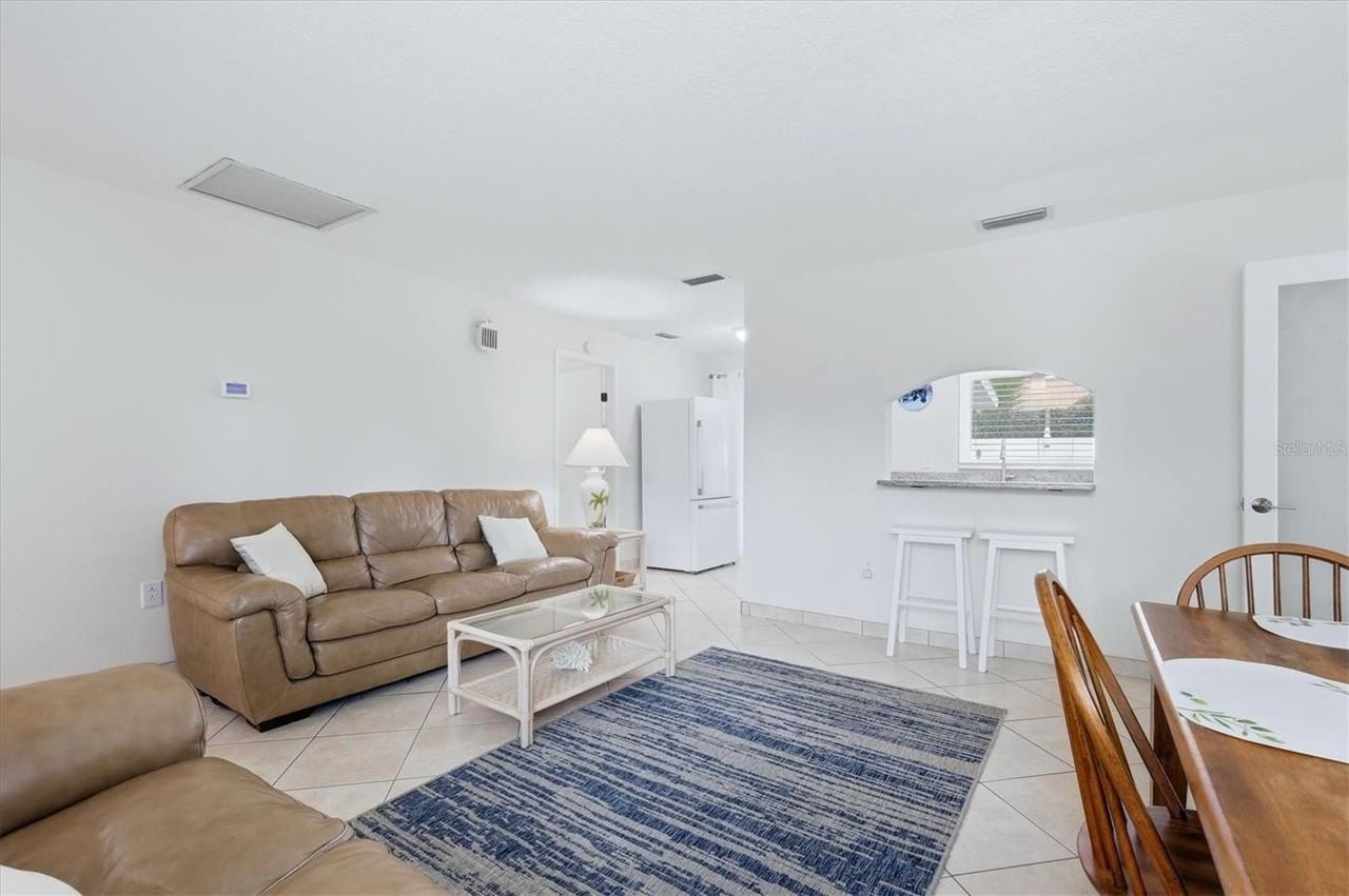 6309 Flamingo Dr - Photo 7 of 40