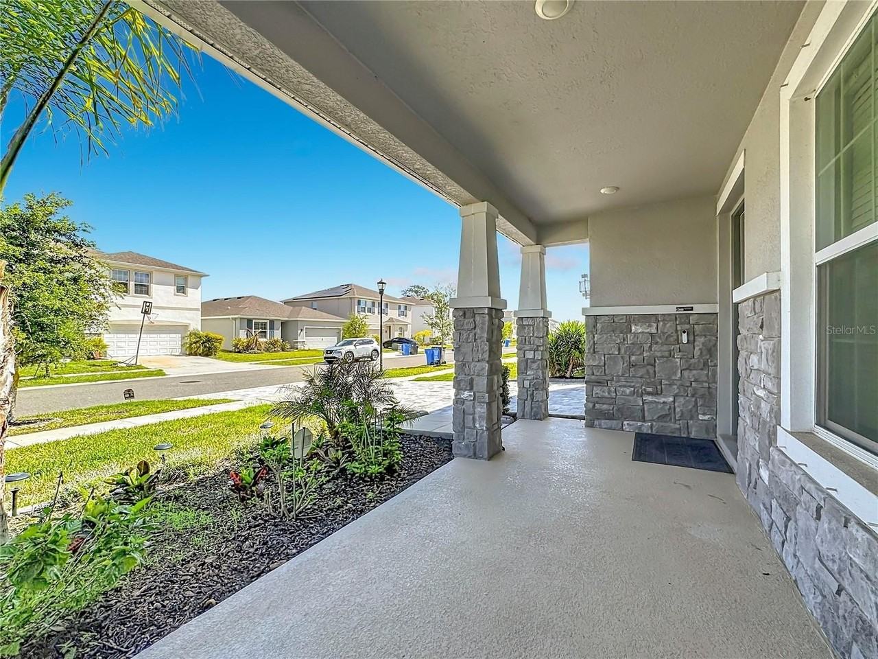 13071 Brookside Moss Dr - Photo 3 of 50