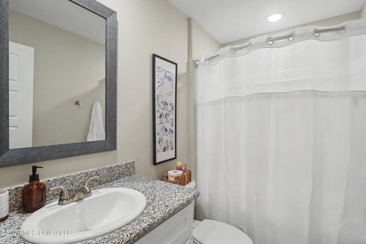 11274 Shorecrest Rd - Photo 4 of 28