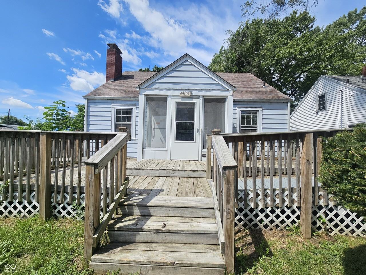 2307 Arrow Ave - Photo 3 of 21