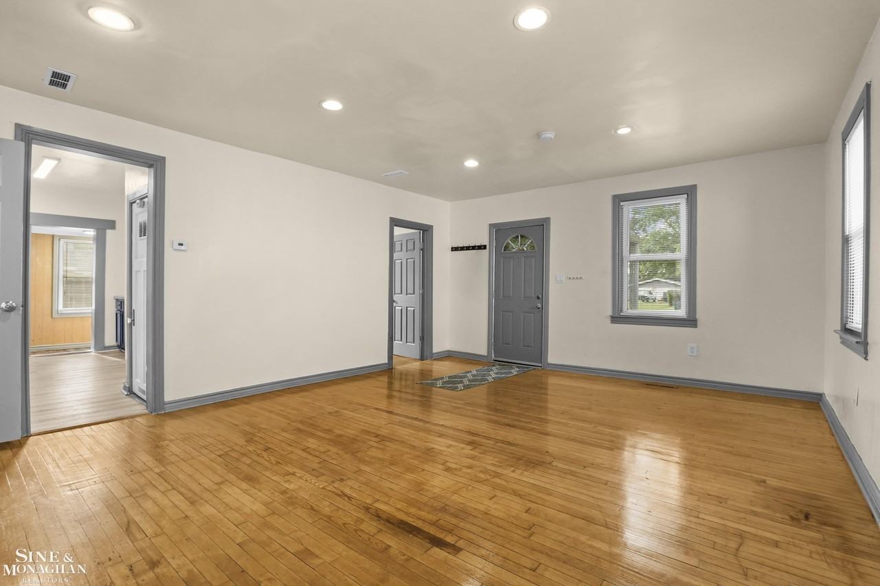 1312 E Harry Ave #2 - Photo 6 of 24