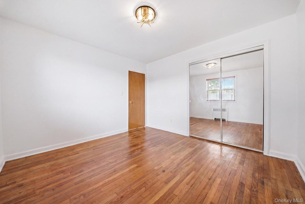 13145 234th St - Photo 7 of 11
