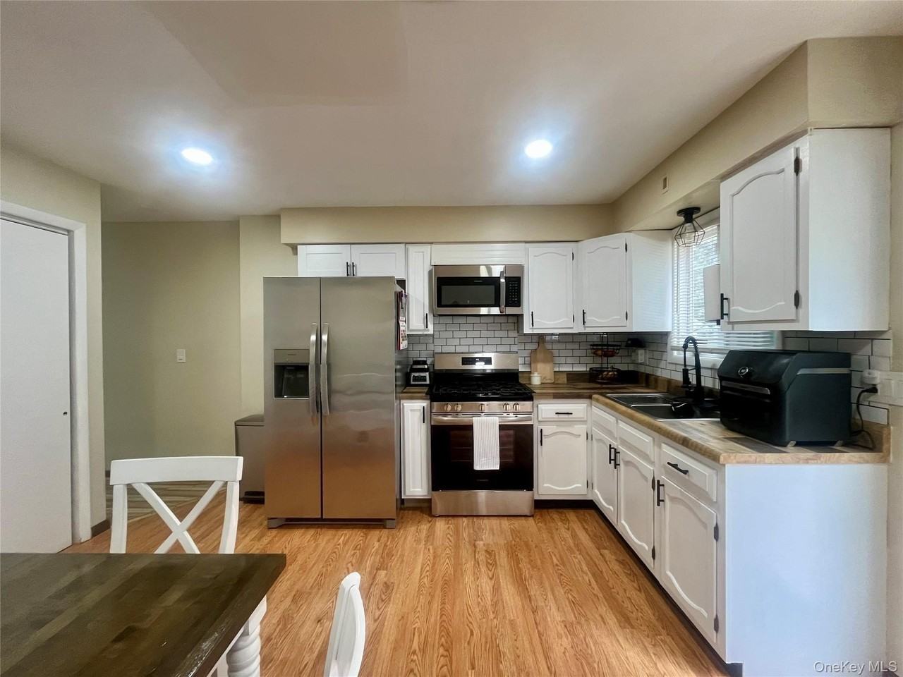 16 Maryland Ave - Photo 5 of 17