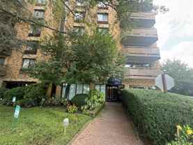 141 Great Neck Rd #3F - Photo 1 of 1