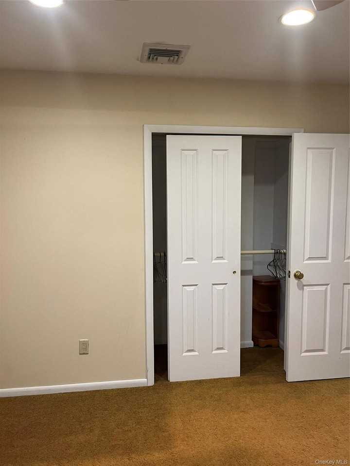 30 7th St #2FL - Photo 5 of 6