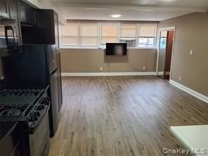 524 Merrick Rd #2ndFL