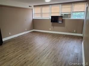 524 Merrick Rd #2ndFL - Photo 2 of 7