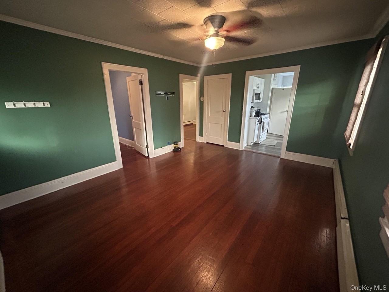 76 Robinwood Ave - Photo 2 of 14