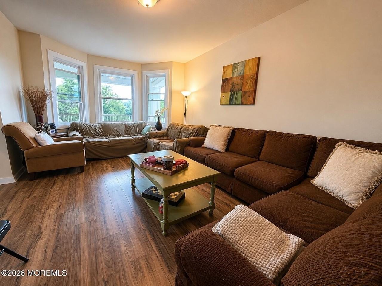 171 Lincoln Ave - Photo 3 of 15