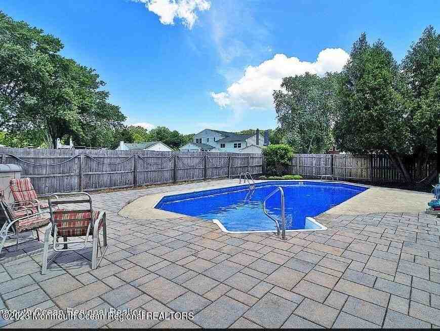 1591 Marco Island Dr - Photo 2 of 40