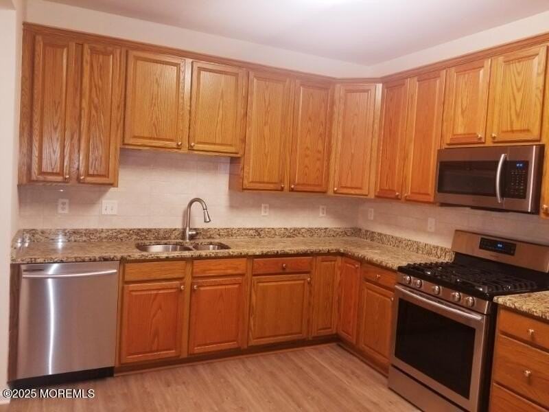 339 Saint Andrews Pl - Photo 2 of 8