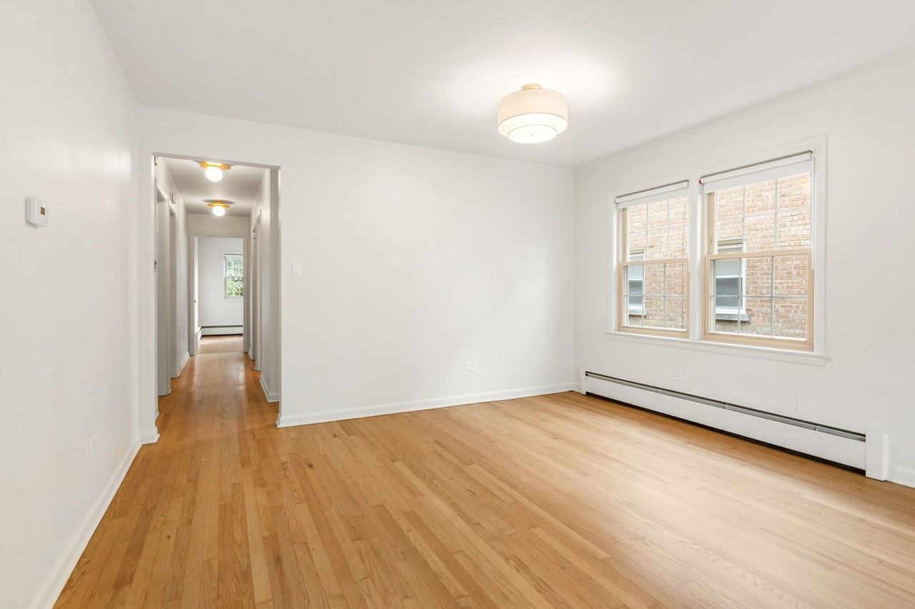 1222 Austin St #1 - Photo 6 of 19