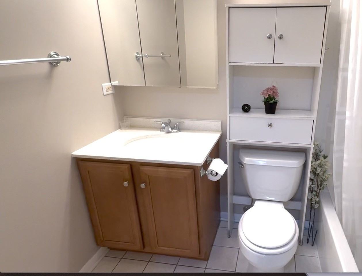2258 Abbeywood Dr #B - Photo 7 of 12