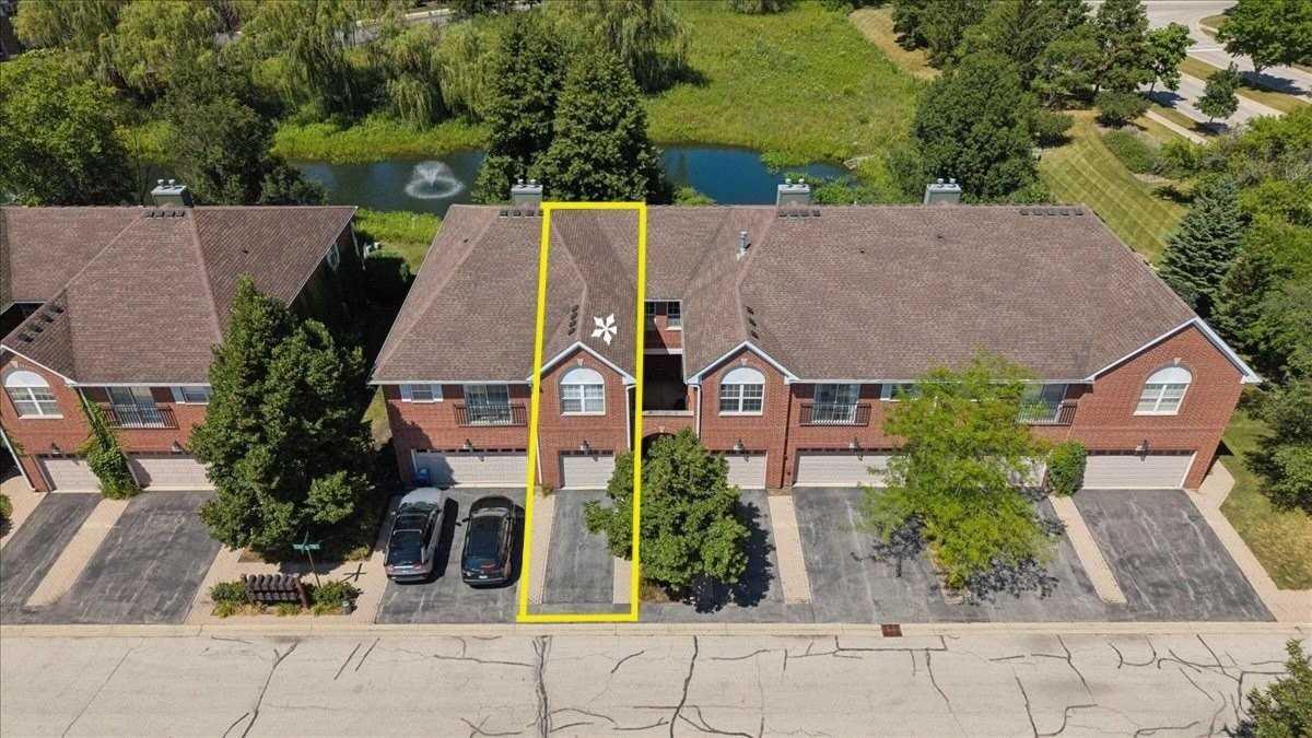 1116 Kensington Dr #1116 - Photo 2 of 34
