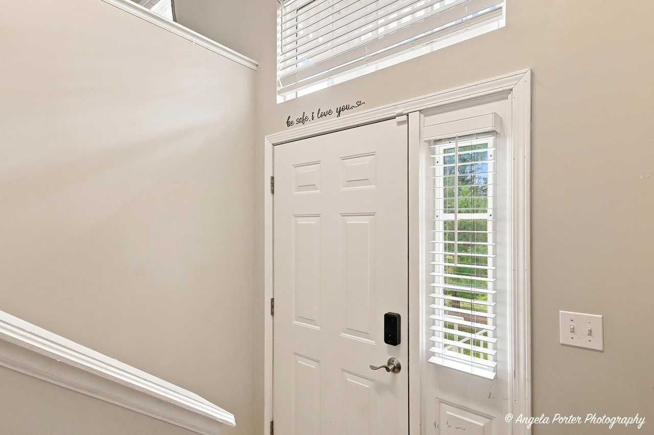 649 S Parkside Dr #649 - Photo 3 of 26