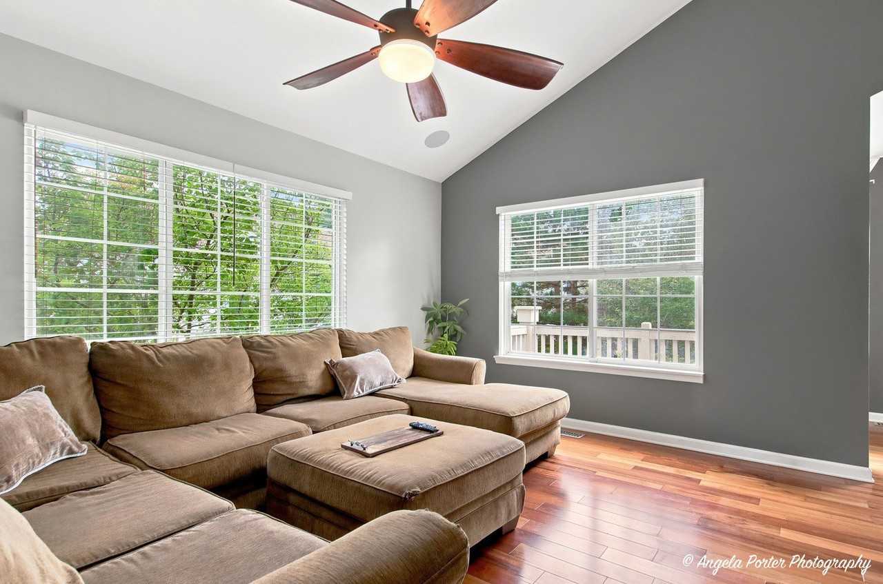 649 S Parkside Dr #649 - Photo 5 of 26