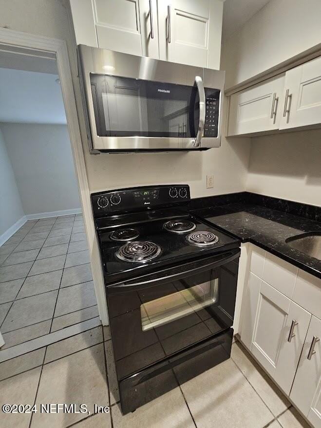925 Phillips St #2 - Photo 6 of 13