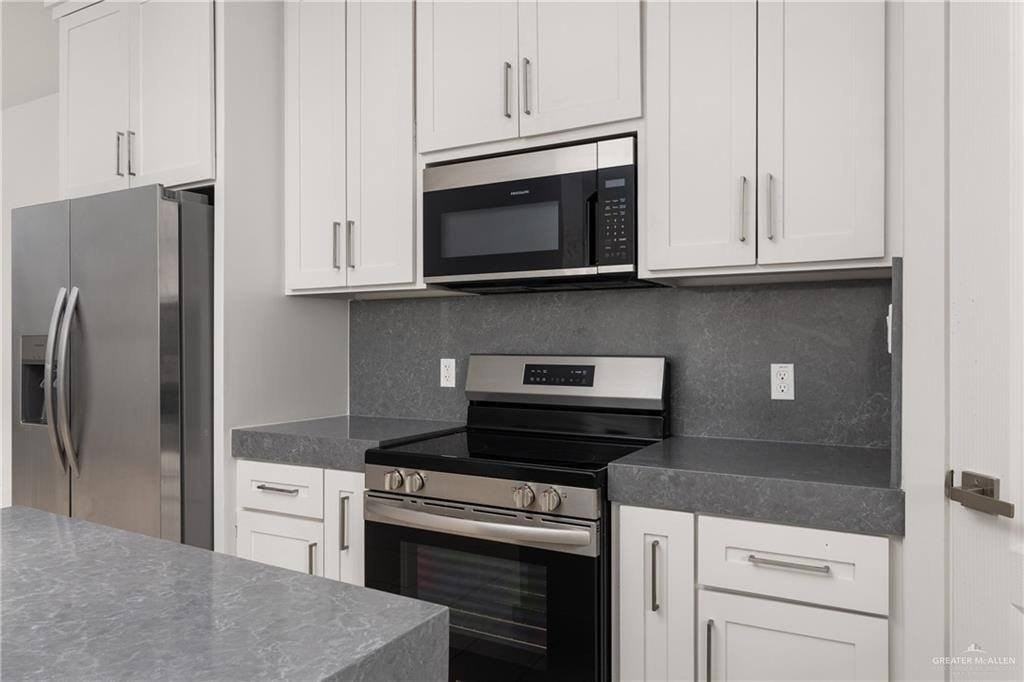 2339 S 42nd Ln - Photo 6 of 18
