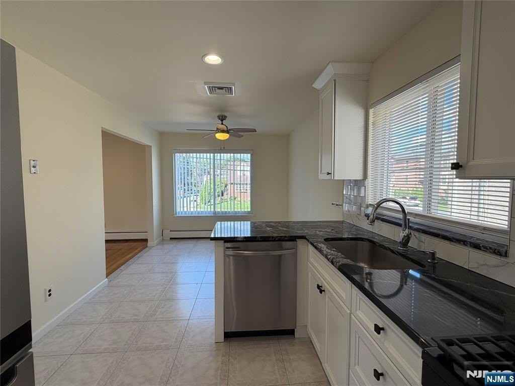 440 Brinkerhoff Ave #B - Photo 7 of 30