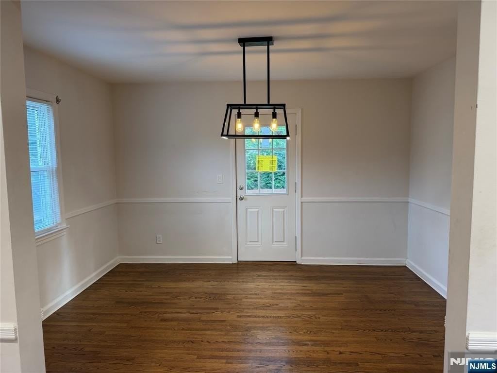 225 Hillside Ave - Photo 3 of 14
