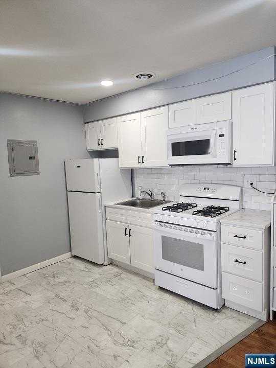 61 E Main St #12A - Photo 3 of 13