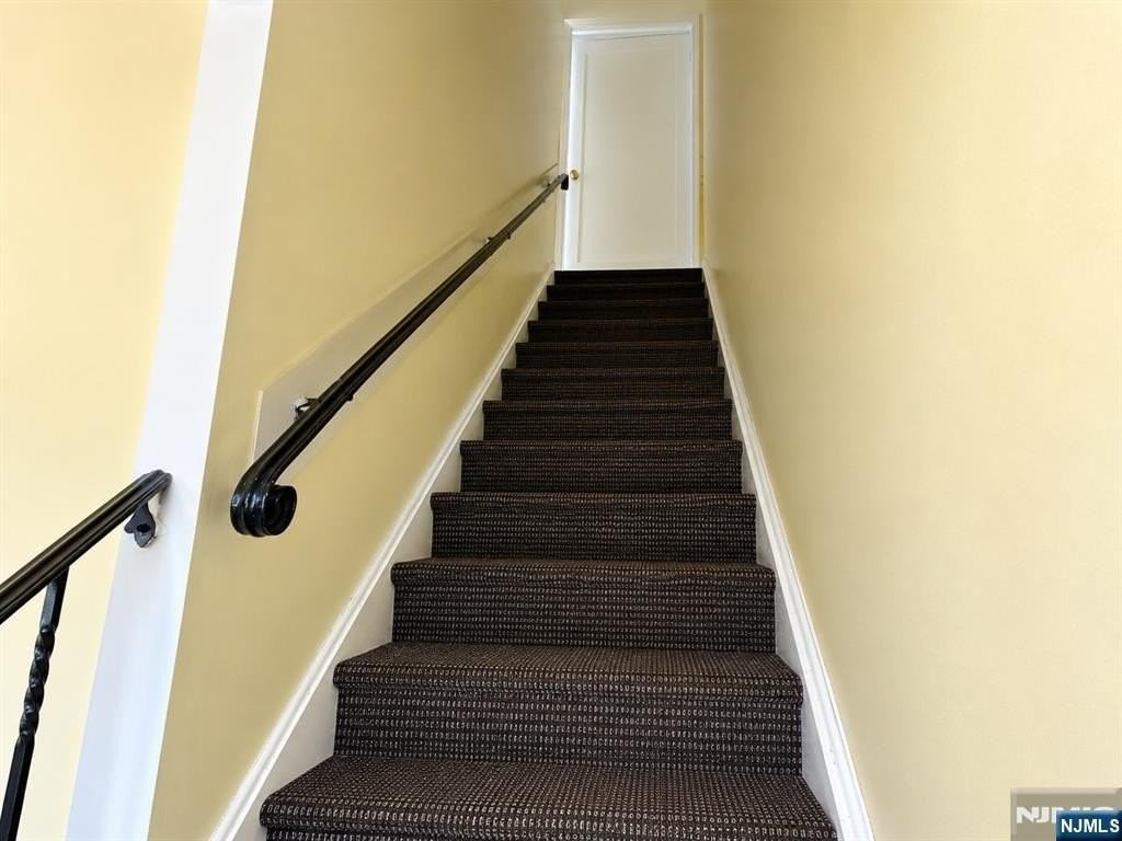 480 North Ave #2ndFL - Photo 2 of 12