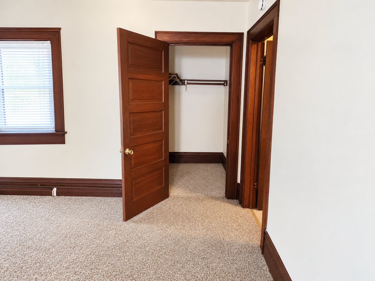 1030 Harvey St #4 - Photo 7 of 14