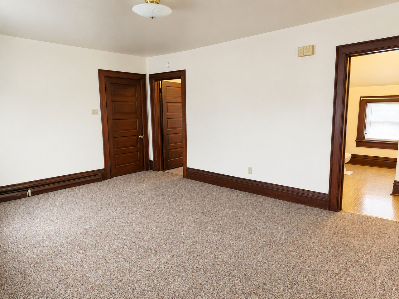 1030 Harvey St #4 - Photo 6 of 14