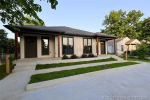 featured image of 805 N Ridgeway St #B