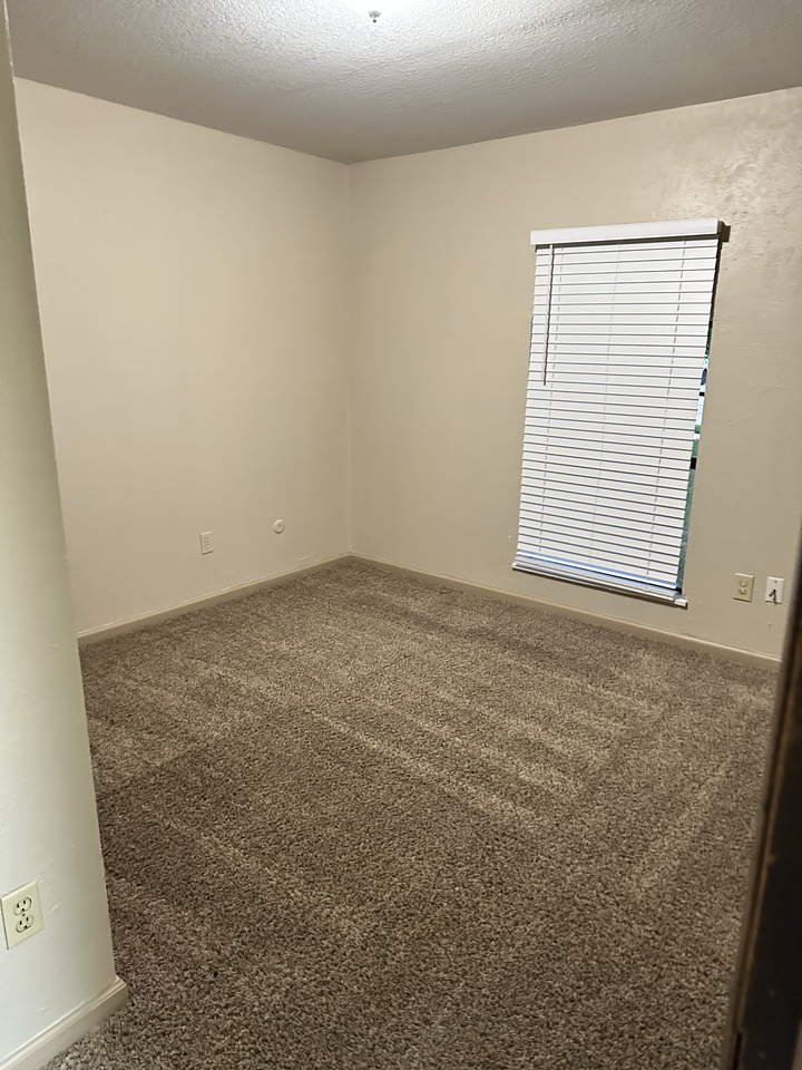 14619 Dartwood Dr - Photo 3 of 16