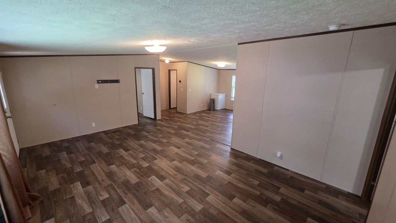253 Gibbs Rd - Photo 3 of 11