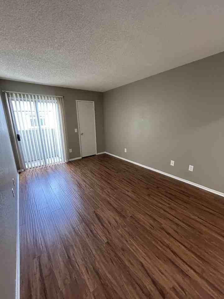 4605 32nd St #4611-04 - Photo 2 of 27