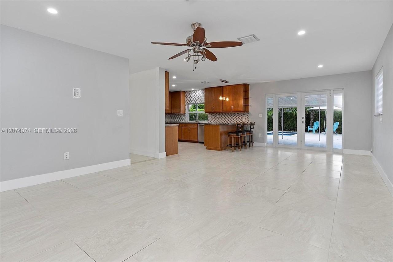 6304 Sw 93rd Pl - Photo 5 of 24