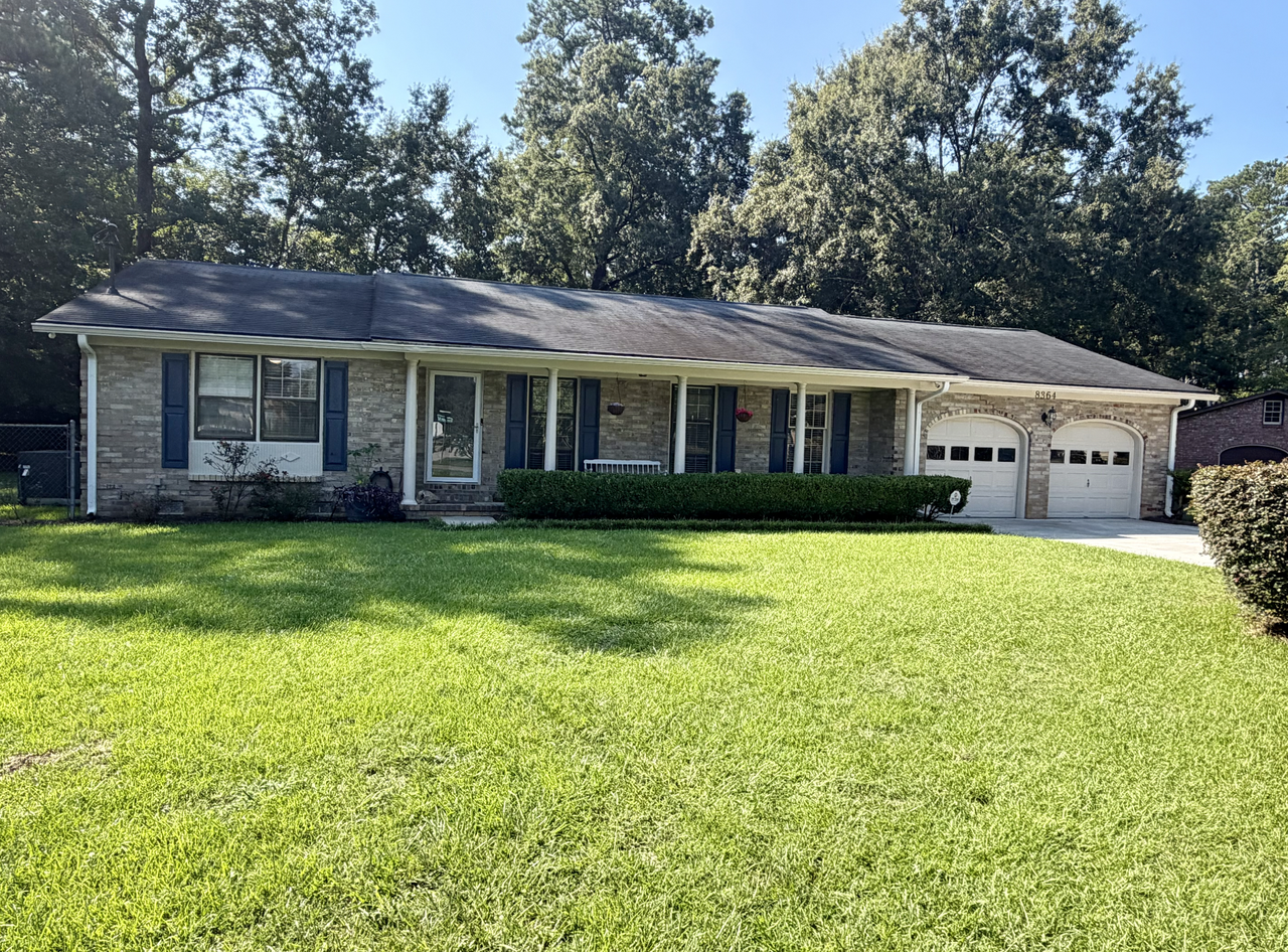 8364 Greenridge Rd - Photo 3 of 36