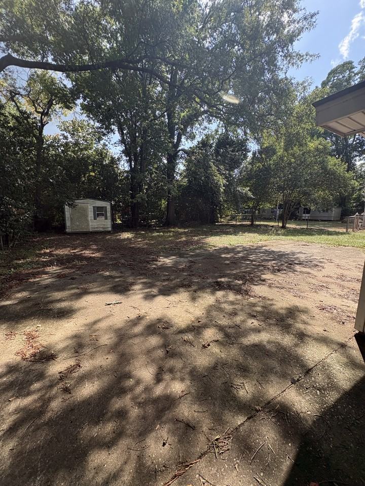 1814 Texas Ct - Photo 3 of 11