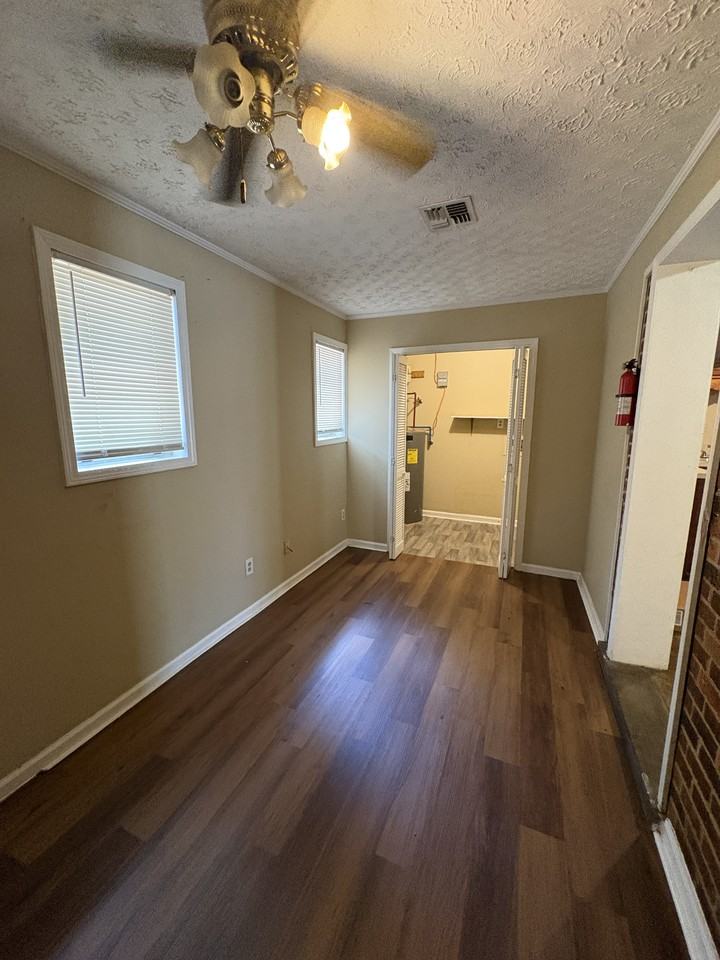 1814 Texas Ct - Photo 7 of 11