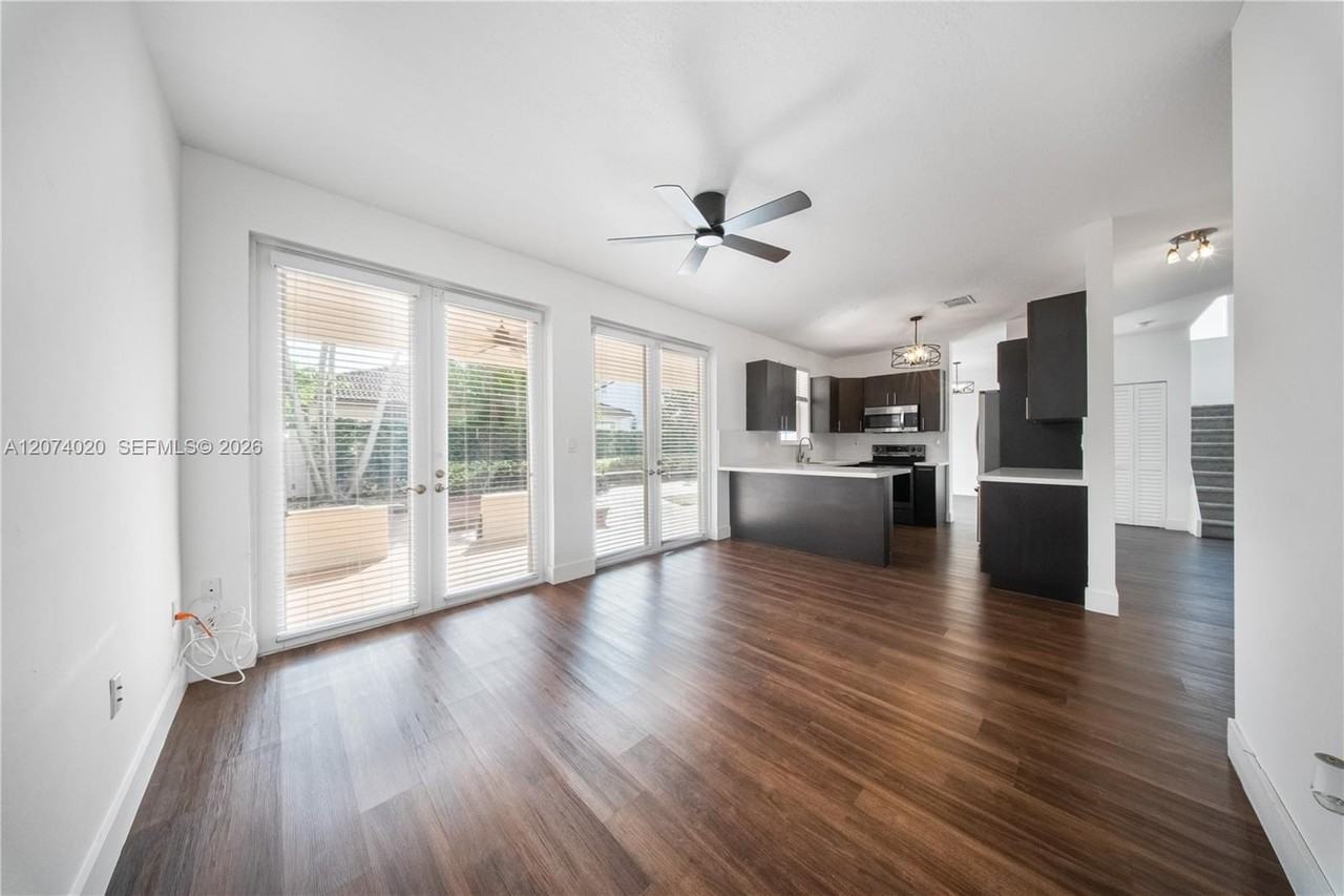 13867 Sw 38th Ter - Photo 4 of 25