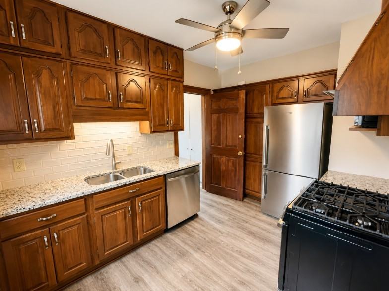2202 Waterbury Rd #DOWN - Photo 4 of 8