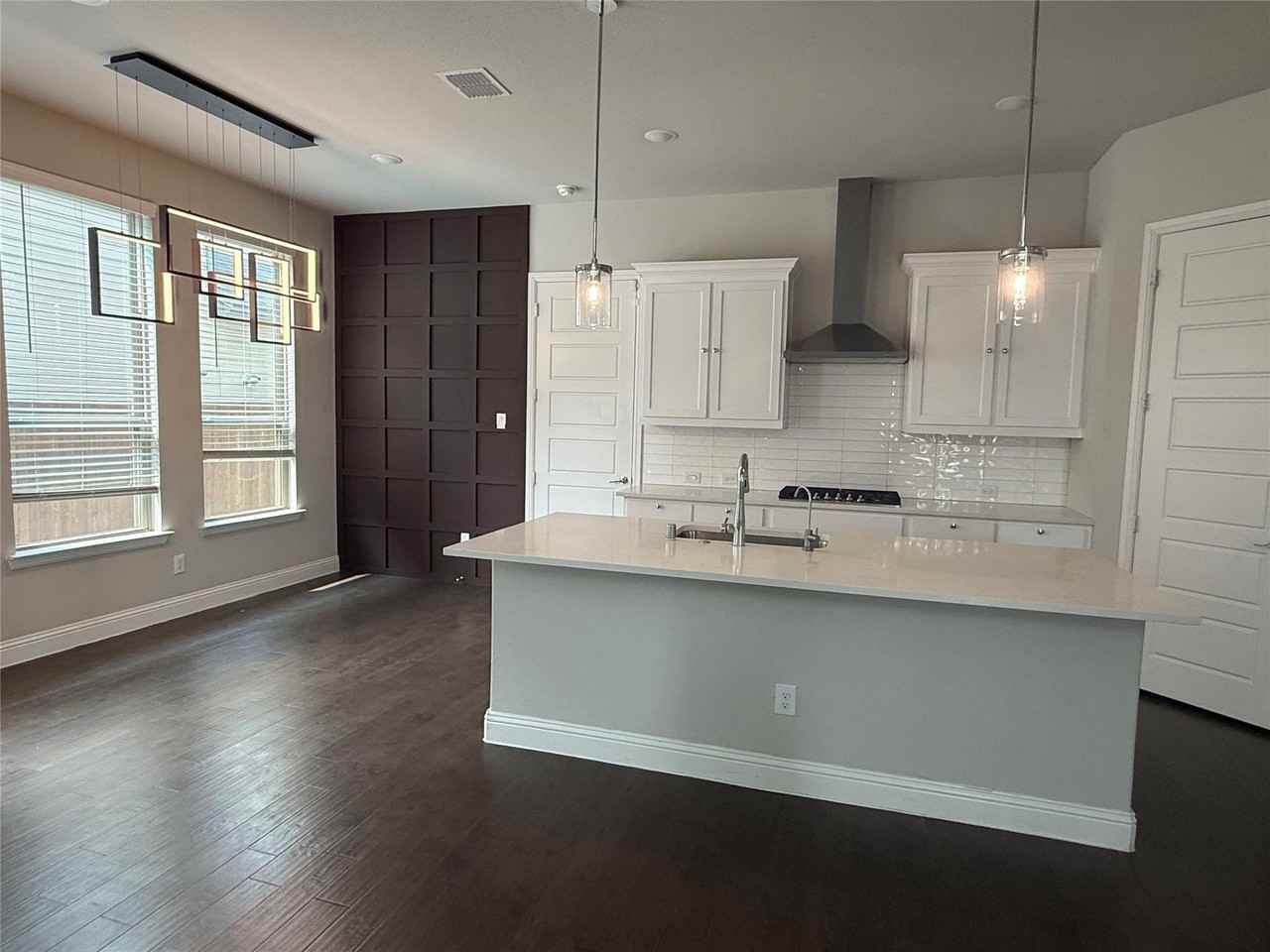 8521 Ottowa Rdg - Photo 6 of 39